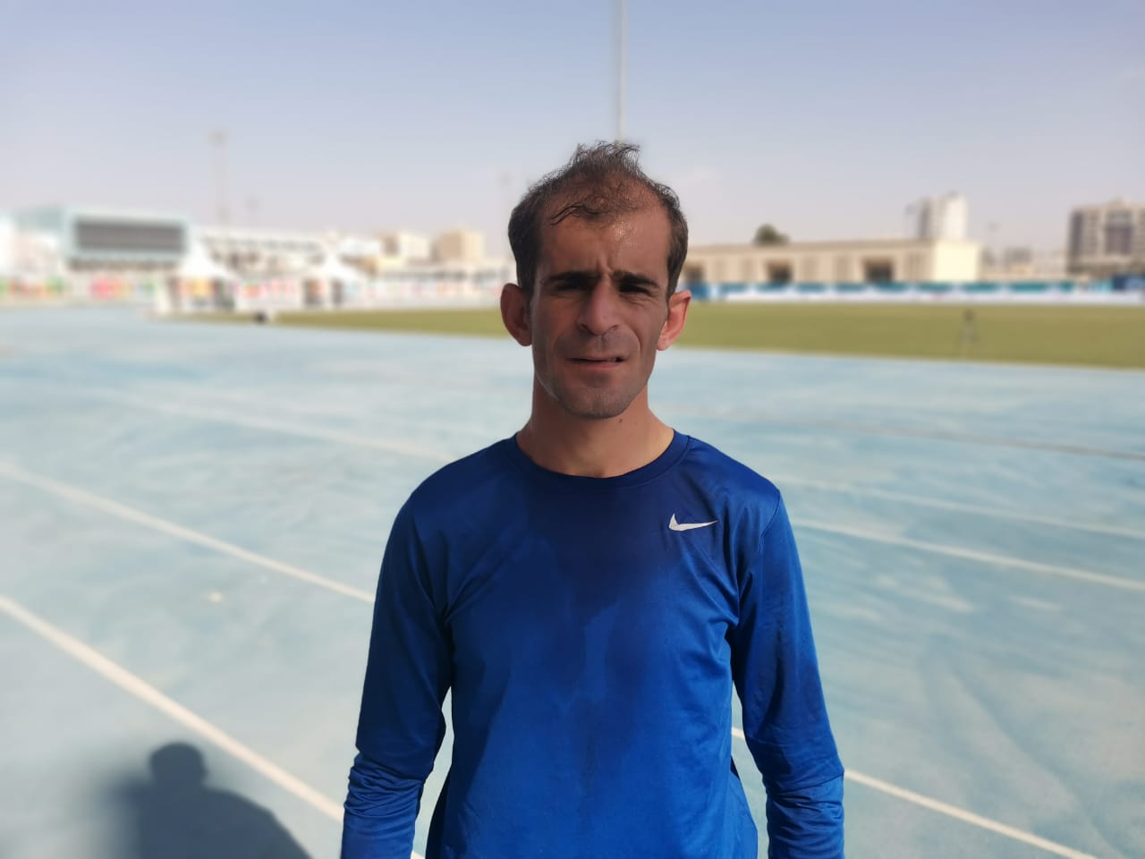 العداء نبيل مقابلة